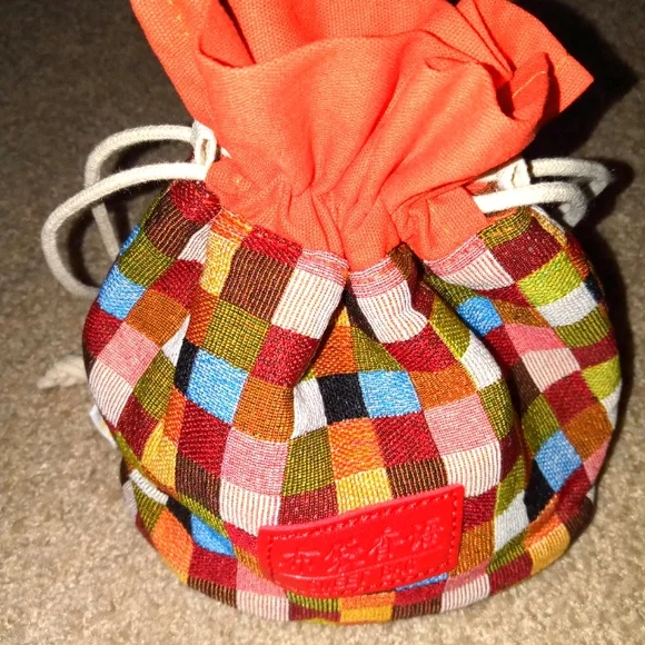 Bucket Crossbody Handbag - Picture 3 of 5